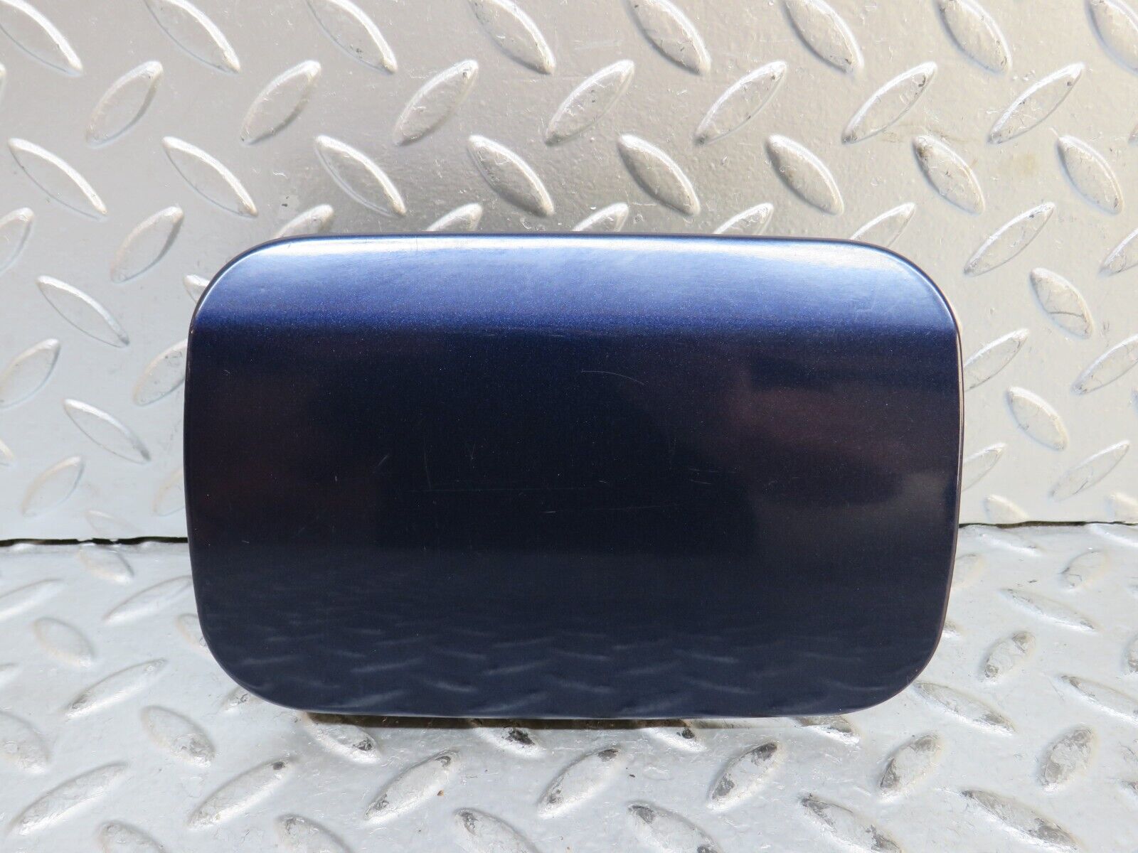 29099 Mercedes-Benz C124 320CE Coupe Fuel Tank Flap Cap 1245844539