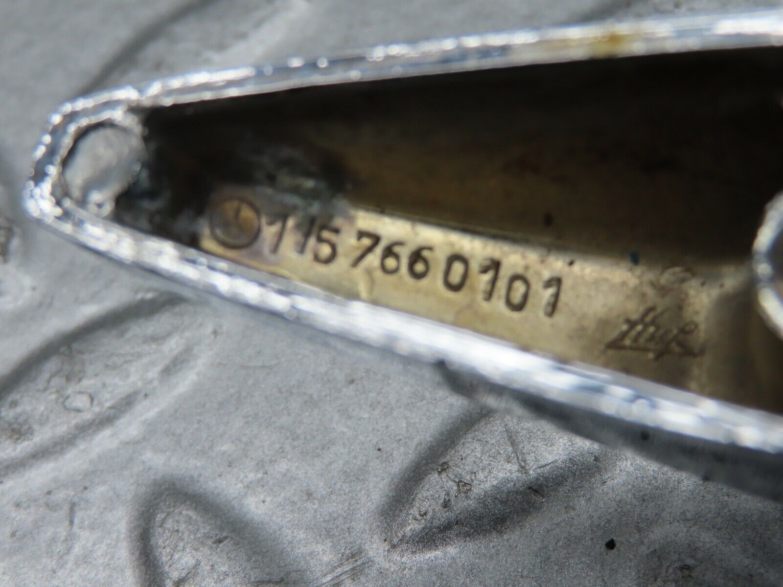 20237 Mercedes-Benz W114 280CE Coupe Door Handle Left No Key 1157660101