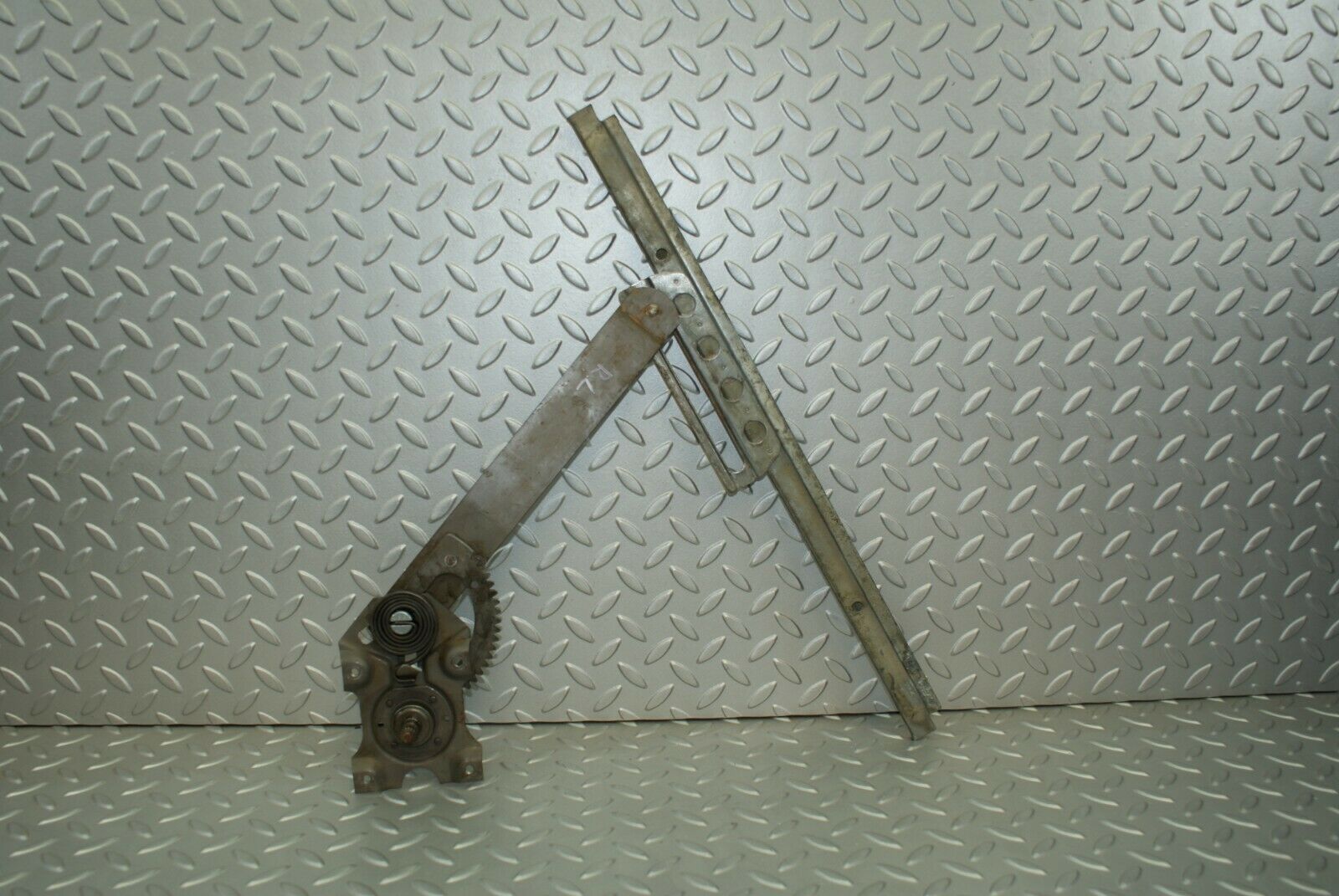 3146 Mercedes-Benz W115 220D Rear Left Manual Window Regulator