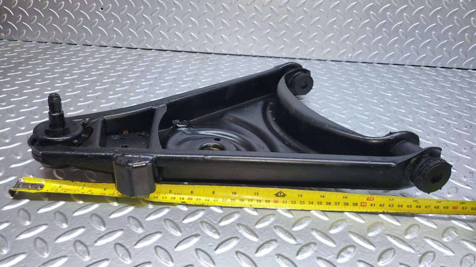 23843 Mercedes-Benz C107 450SLC Coupe Front Left Lower Control Arm