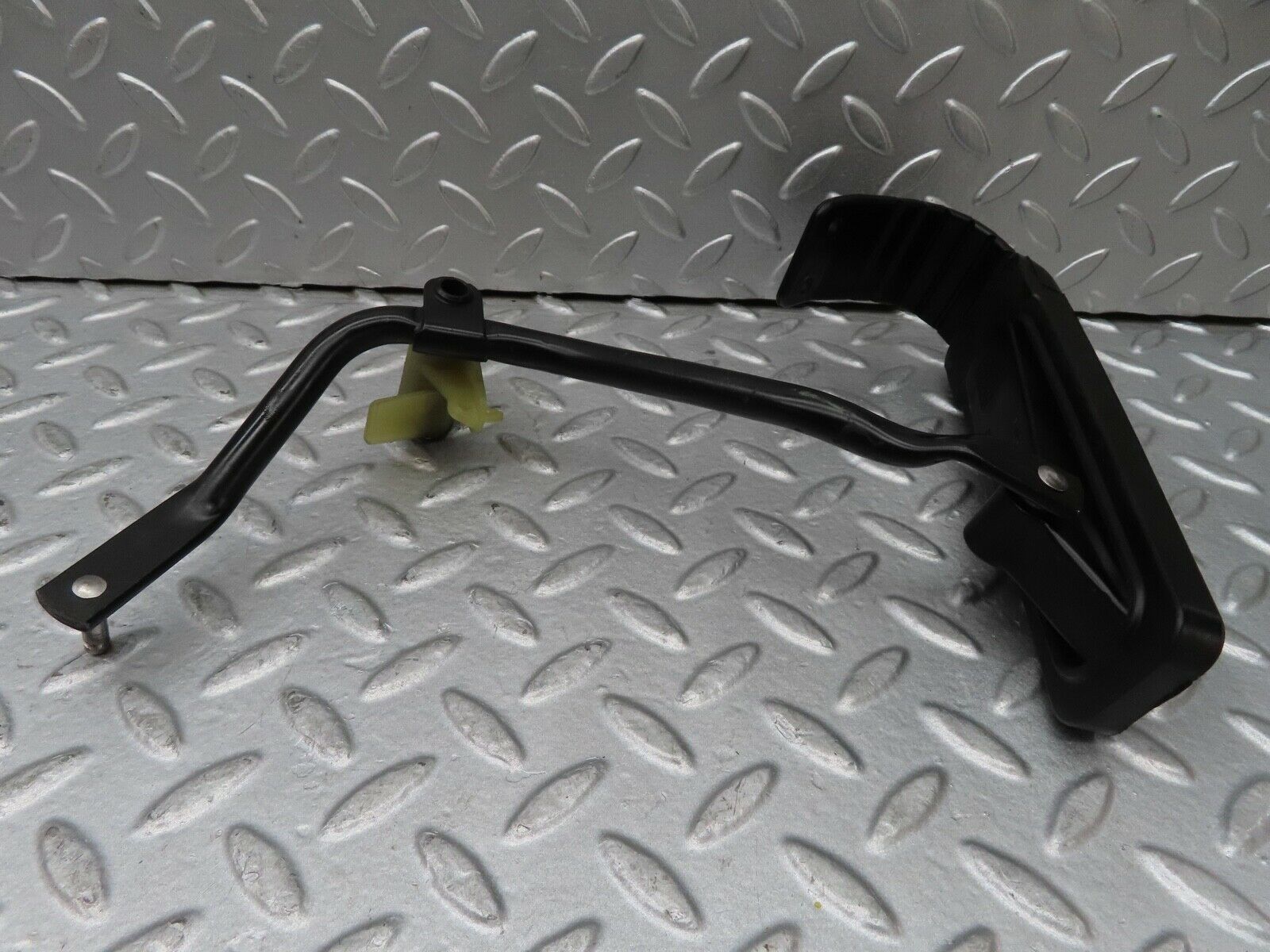 17225 Mercedes-Benz R129 300SL Coupe Accelerator Pedal With Linkage