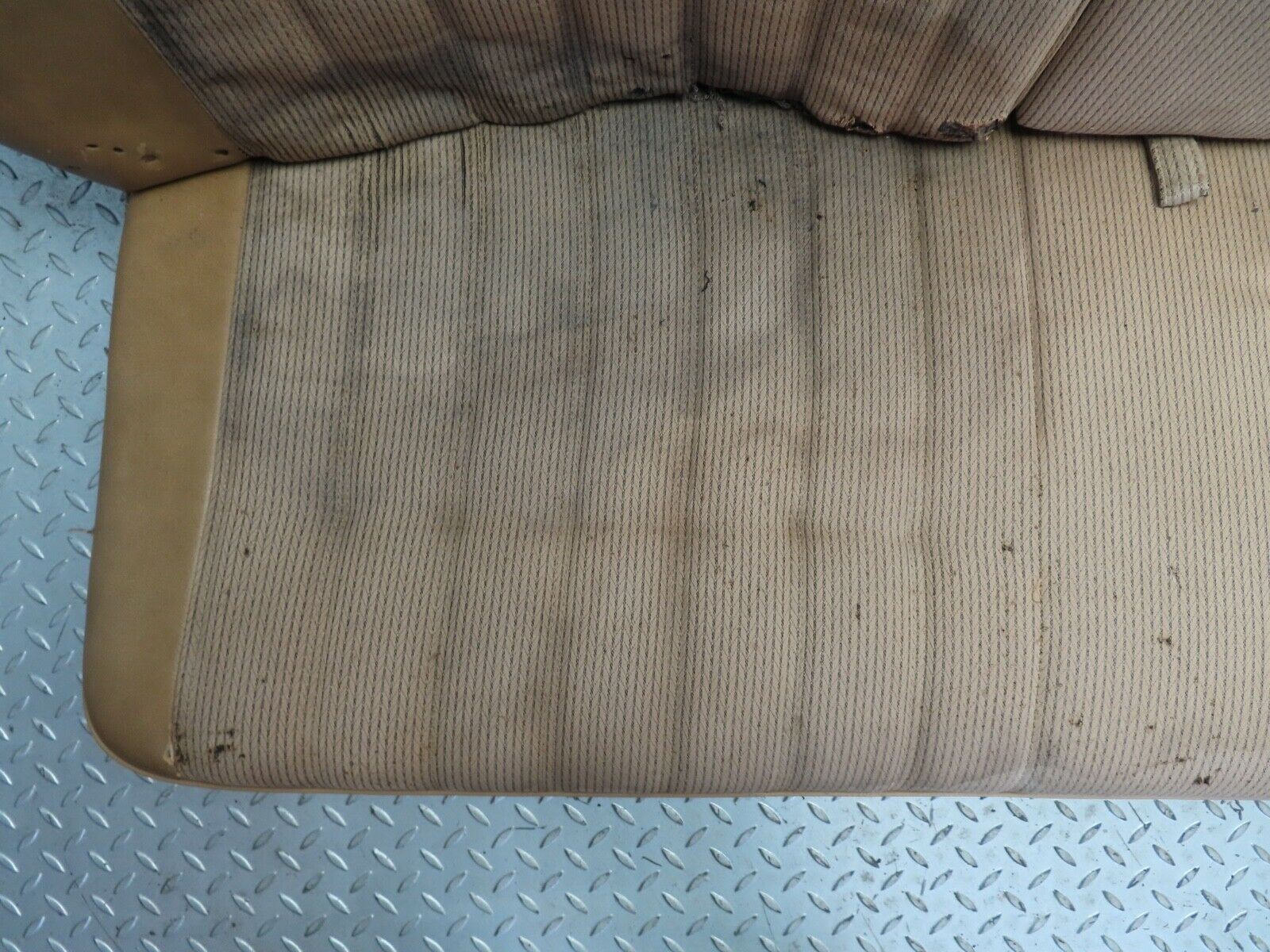 20220 Mercedes-Benz W114 280CE Coupe Rear Seat Beige 1159240616