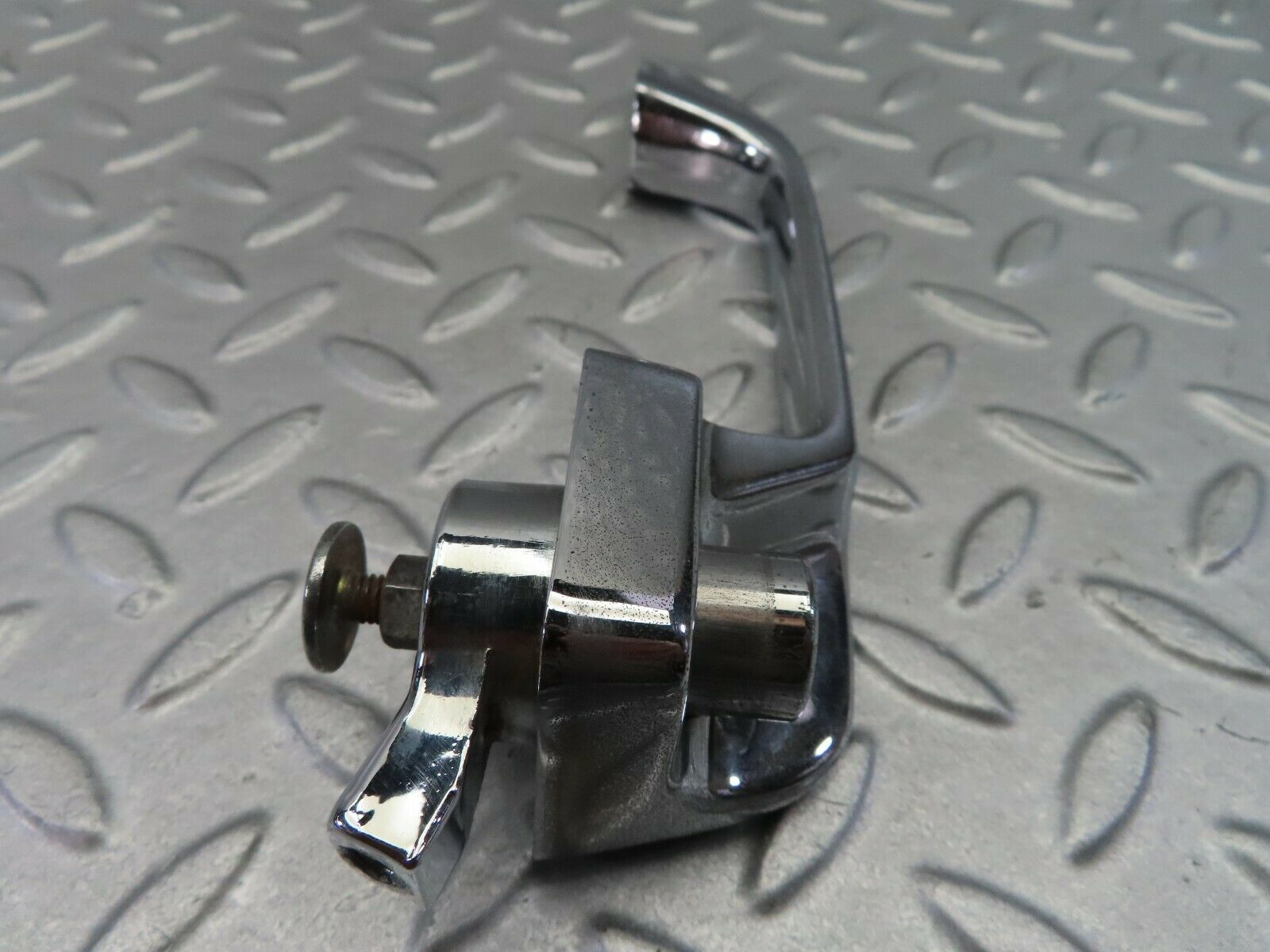 7913 Mercedes-Benz W115 220D Exterior Chrome Door Handle Rear Left 1157660301