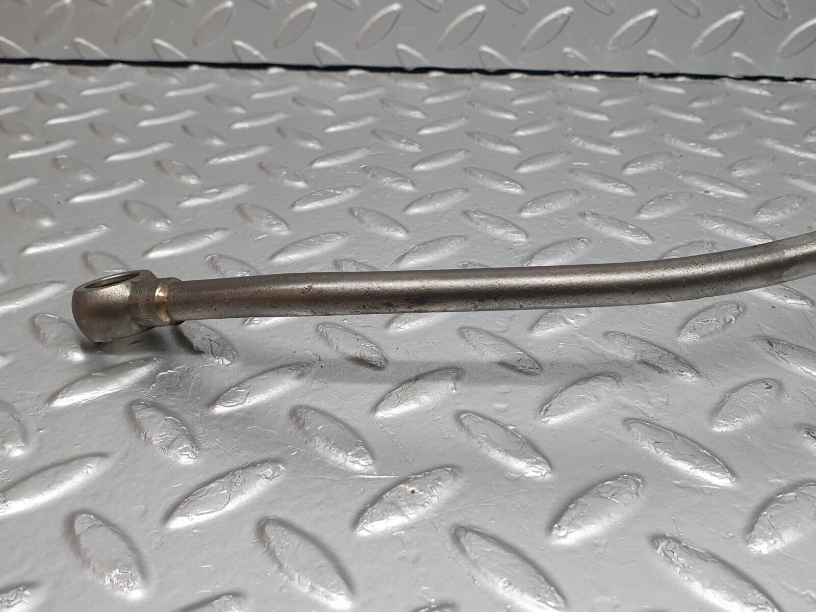 41197 Mercedes-Benz W126 300SE Gearbox Oil Pipe Line