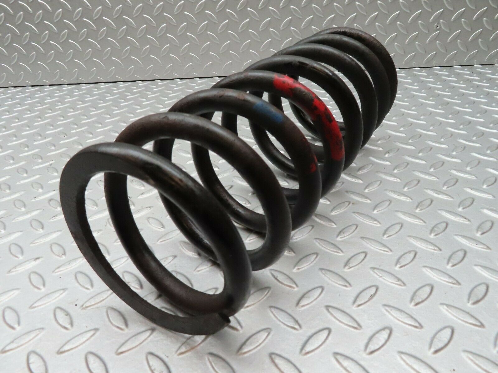 4810 Mercedes-Benz W114 280CE Coupe Rear Coil Spring