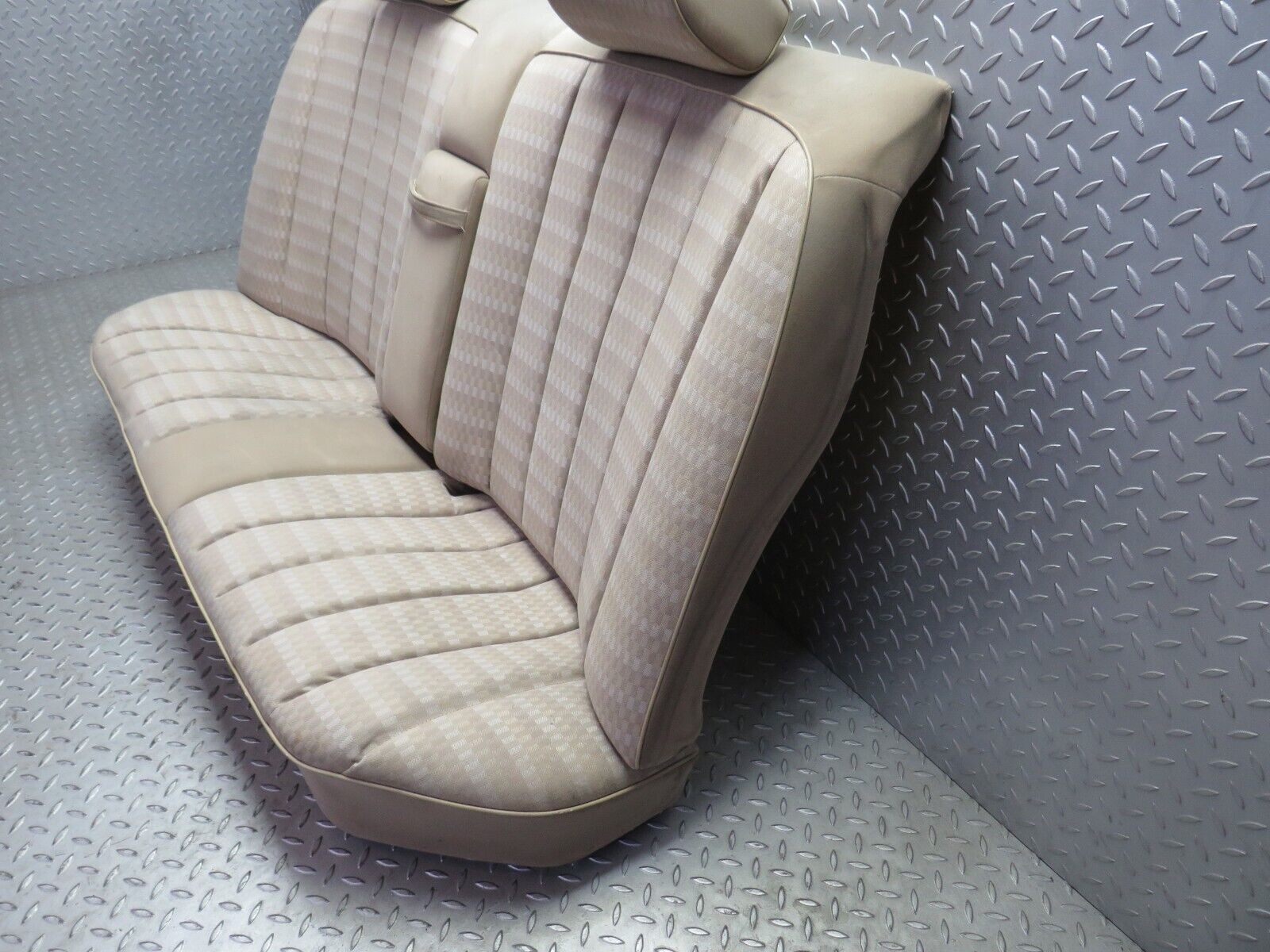 38813 Mercedes-Benz W201 190E 2.6L Rear Seat Beige