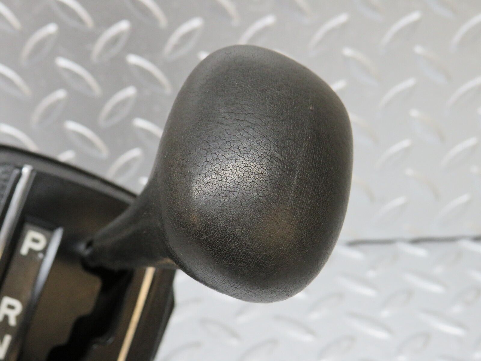 0134 Mercedes-Benz W116 350SE Automatic Gear Shift Selector