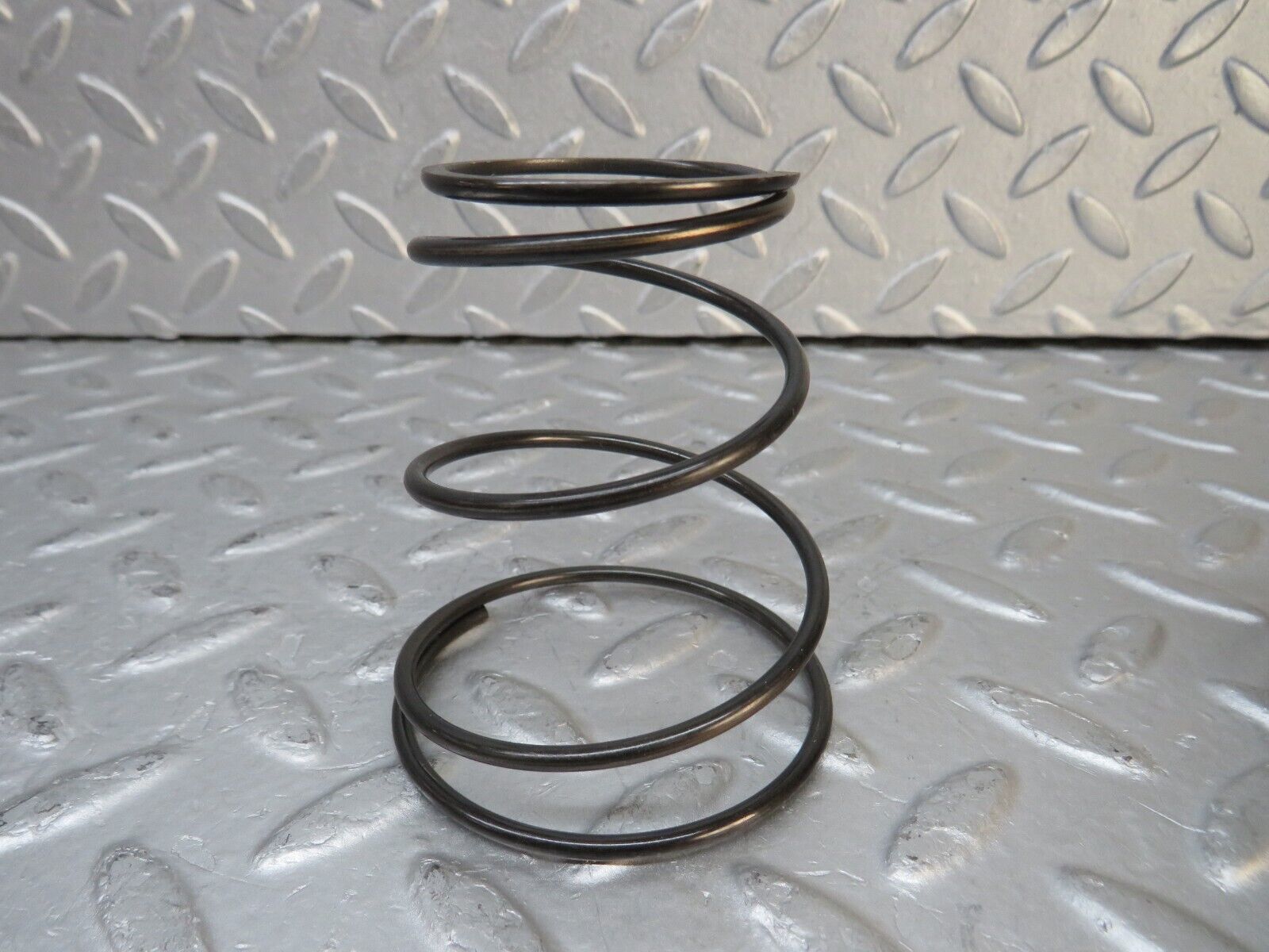 37682 Mercedes-Benz W109 300SEL Automatic Gearbox Spring