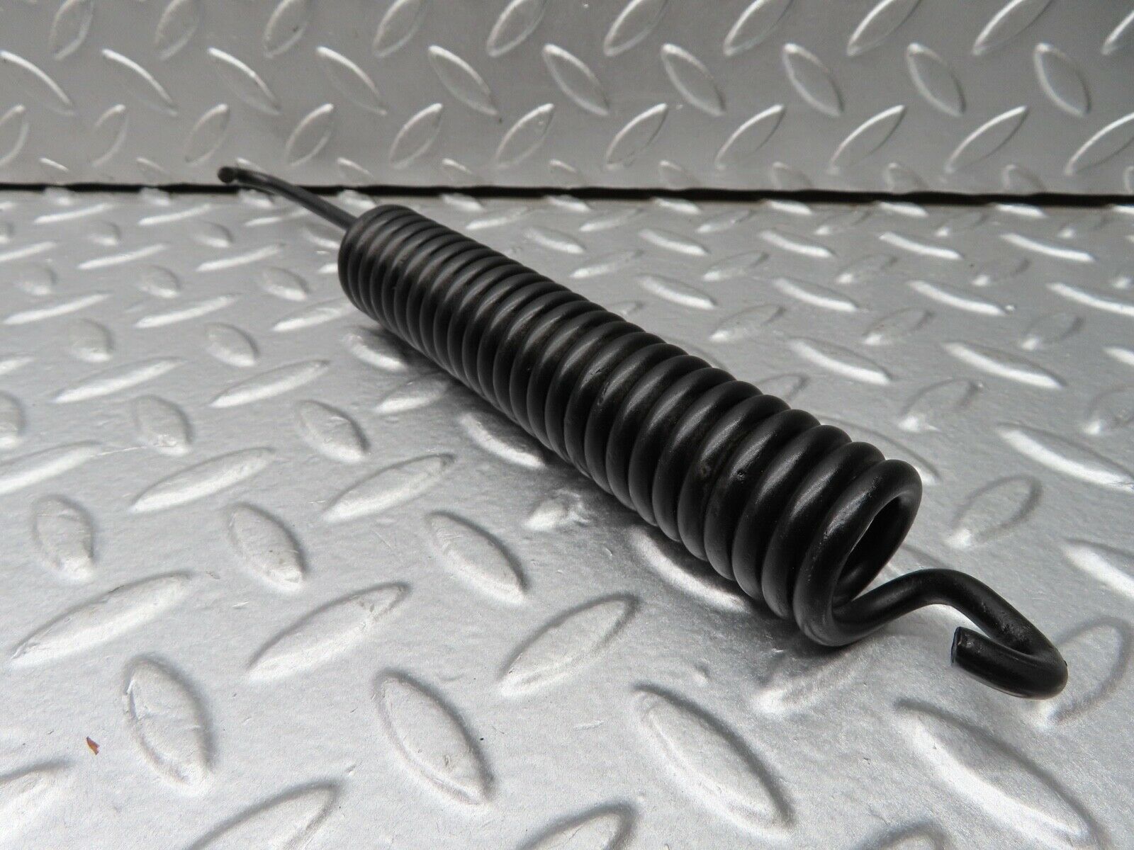 18199 Mercedes-Benz W111 220SE Coupe Bonnet Hinge Spring