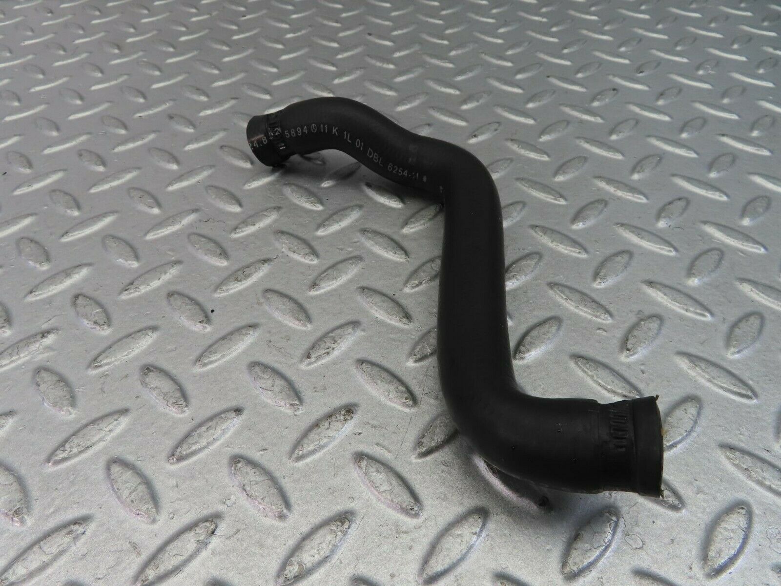 9418 Mercedes-Benz C124 300CE Coupe Water Cooling Hose Pipe 1248325894