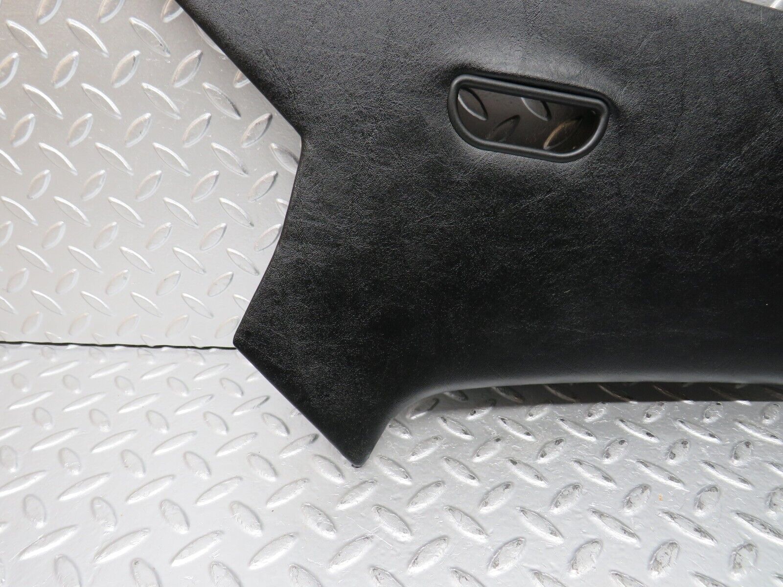 31568 Mercedes-Benz W201 190LE 1.8L C Pillar Cover Trim Left Black 2016950144