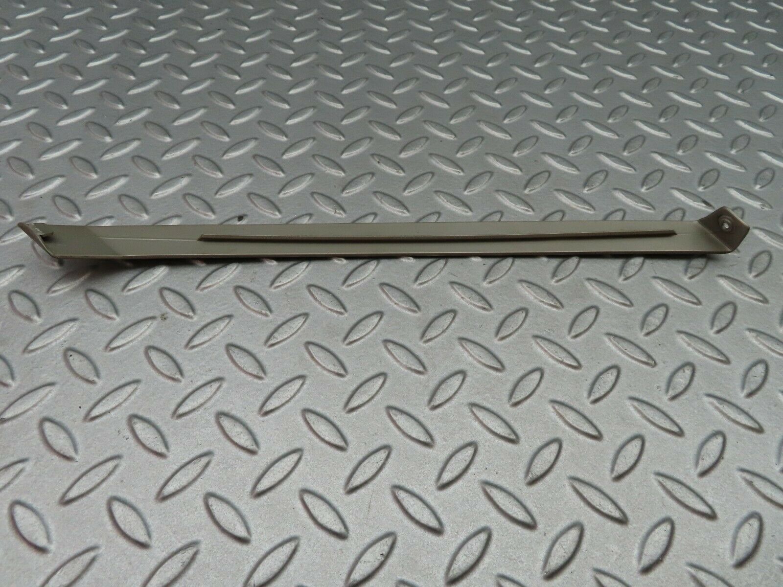 5577 Mercedes-Benz W124 230E C Pillar Exterior Trim Right Side