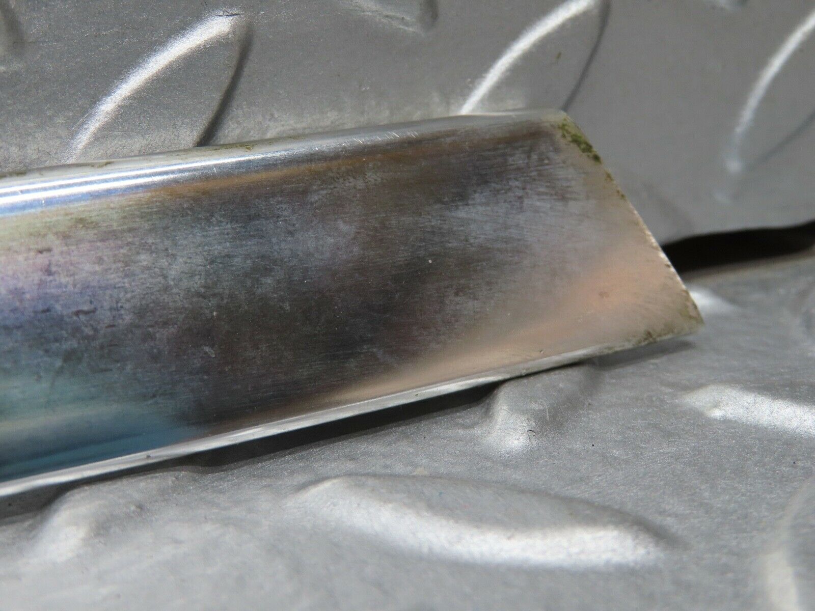 16776 Mercedes-Benz C107 380SLC Rear Right Quarter Window Chrome Trim