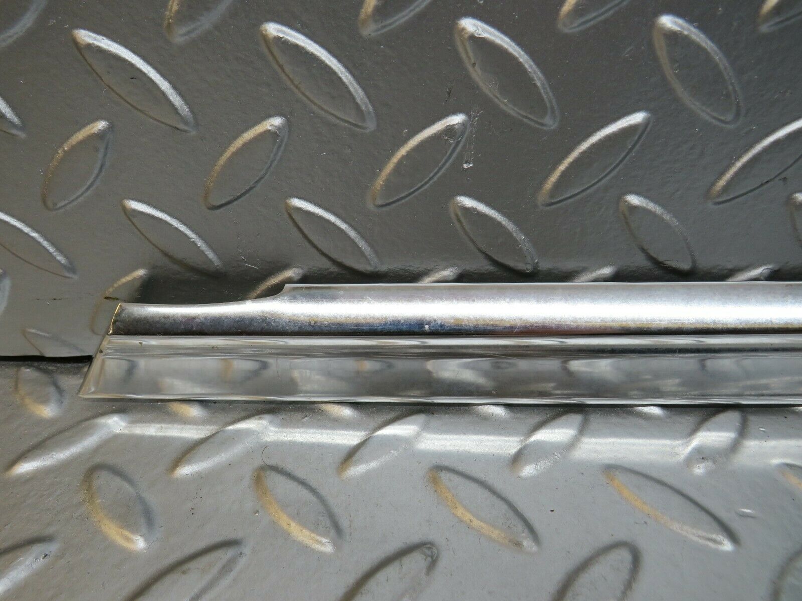 24543 Mercedes-Benz W108 Front Left Door Chrome Moulding Trim