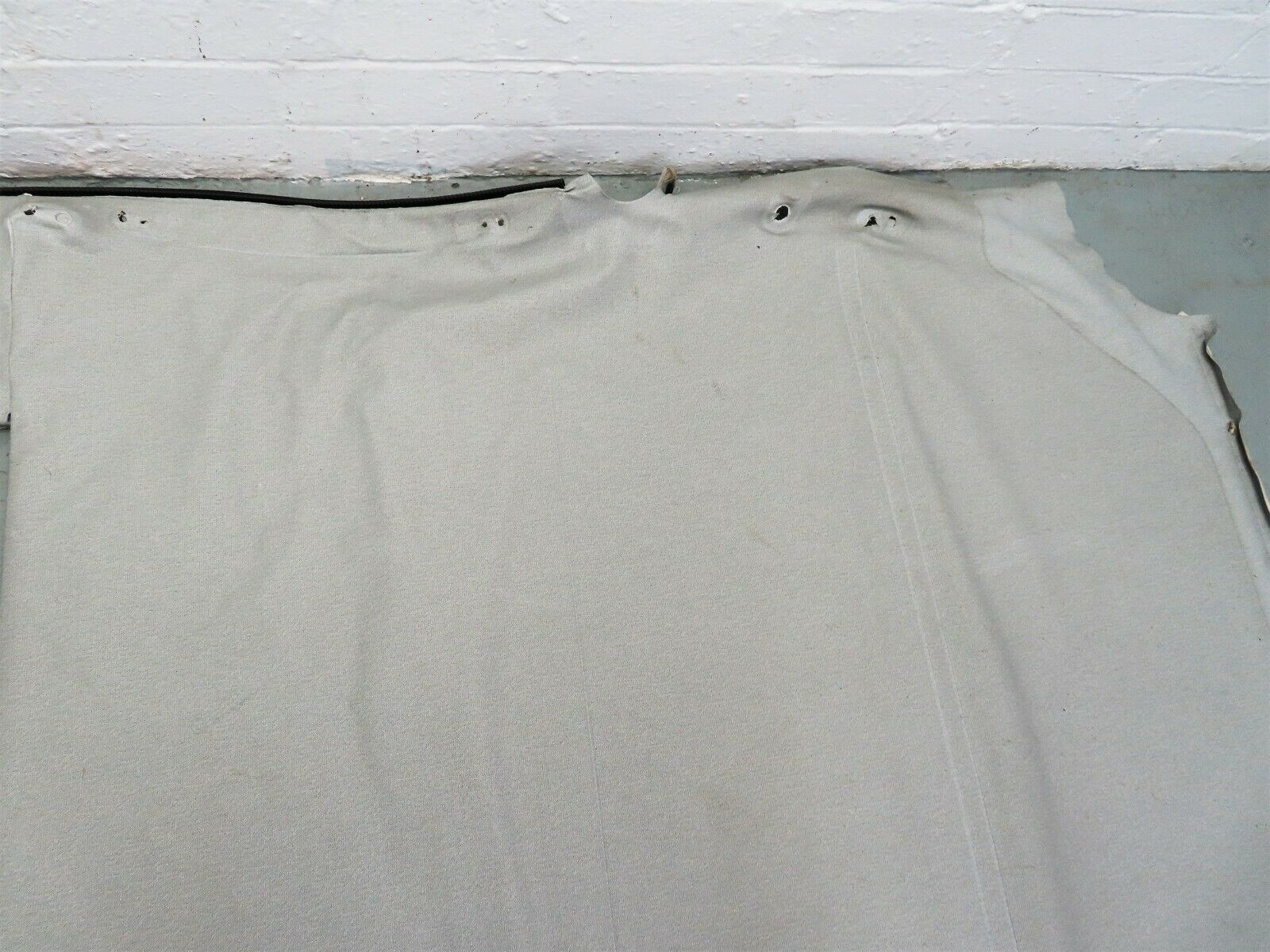 6720 Mercedes-Benz S124 E220 Wagon Roof Headlining