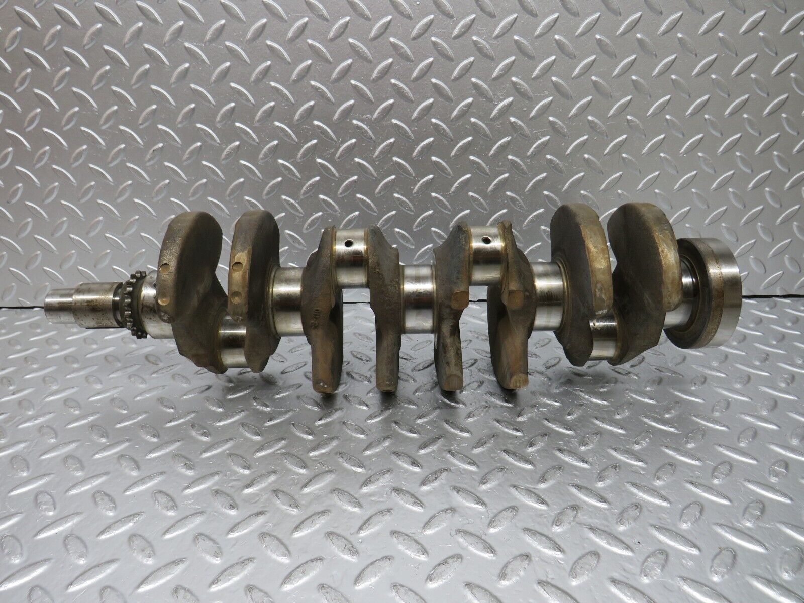30893 Mercedes-Benz W201 190E 2.0L Crankshaft 1020310101