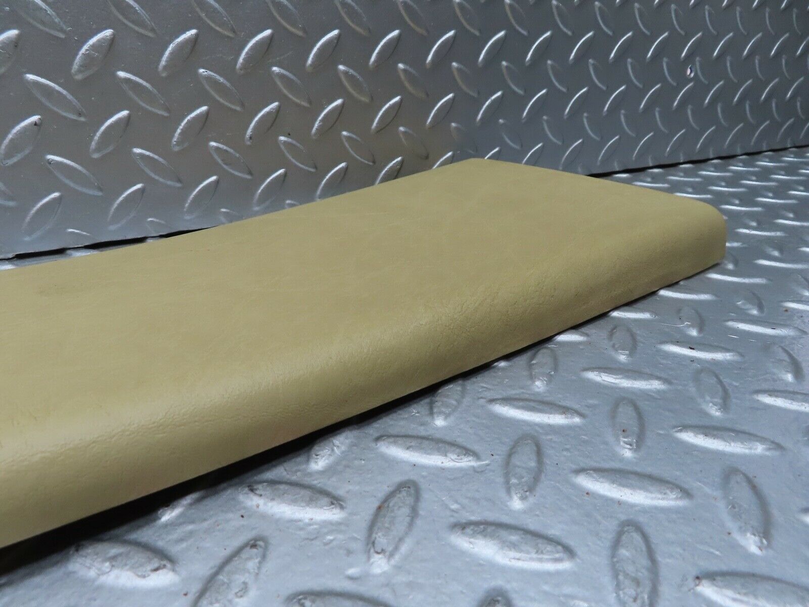 21042 Mercedes-Benz W123 230E B Pillar Cover Right Side Beige