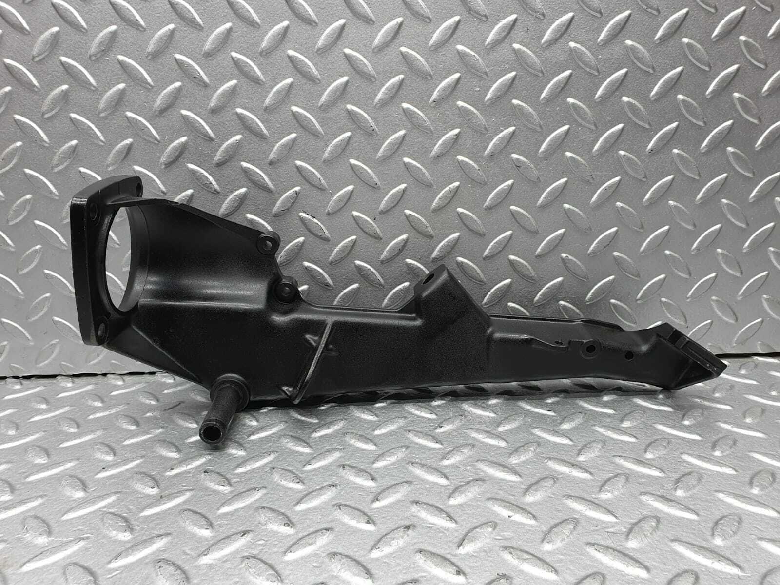 0110 Mercedes-Benz C107 350 SLC Brake Pedal Bracket 1072941101