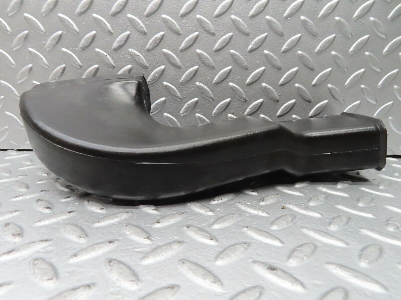 21711 Mercedes-Benz W126 300SE Dashboard Air Duct Right Side 1268312546