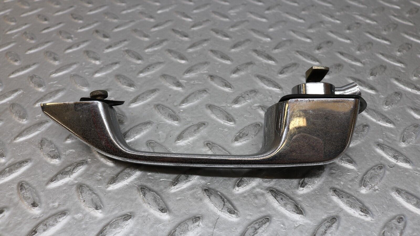 37278 Mercedes-Benz W109 300SEL Rear Left Door Chrome Handle 1087661102