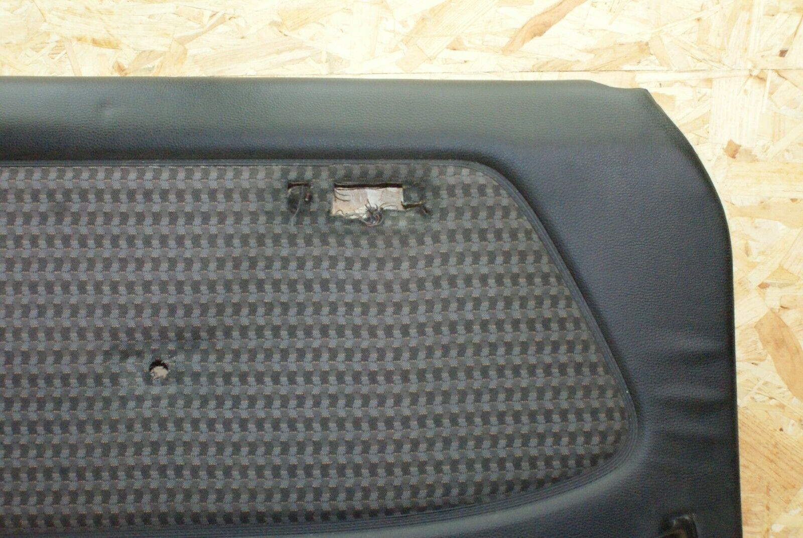 2329 Mercedes-Benz W123 280E Front Left Door Card