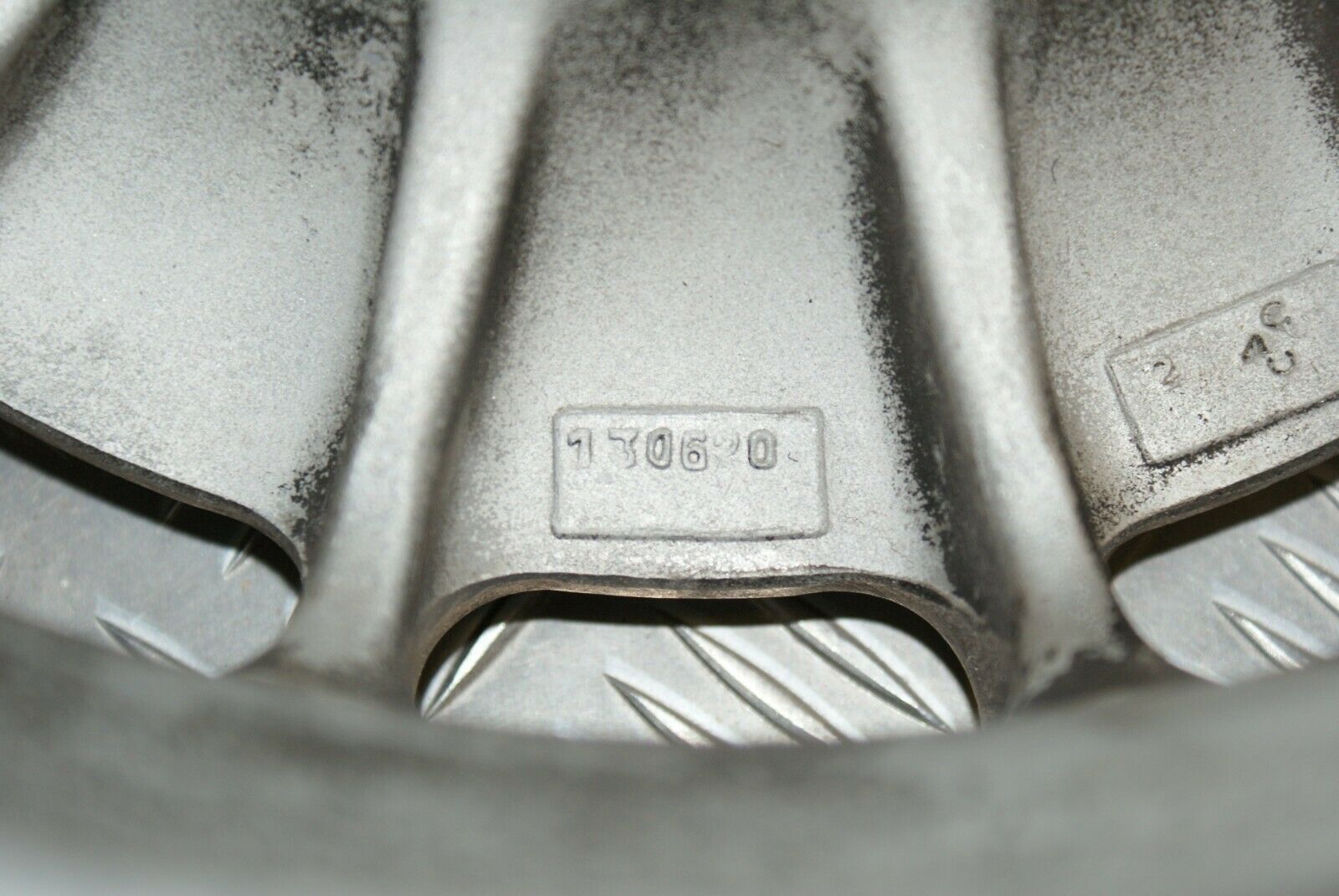 2459 Mercedes-Benz W123 Alloy Wheel Mexican Hat 5.5Jx14H2 ET30 1234001702