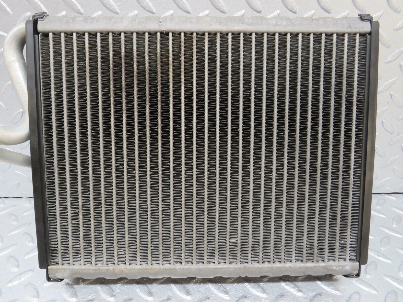 35233 Mercedes-Benz W221 Air Conditioning Radiator Behr 2218300158