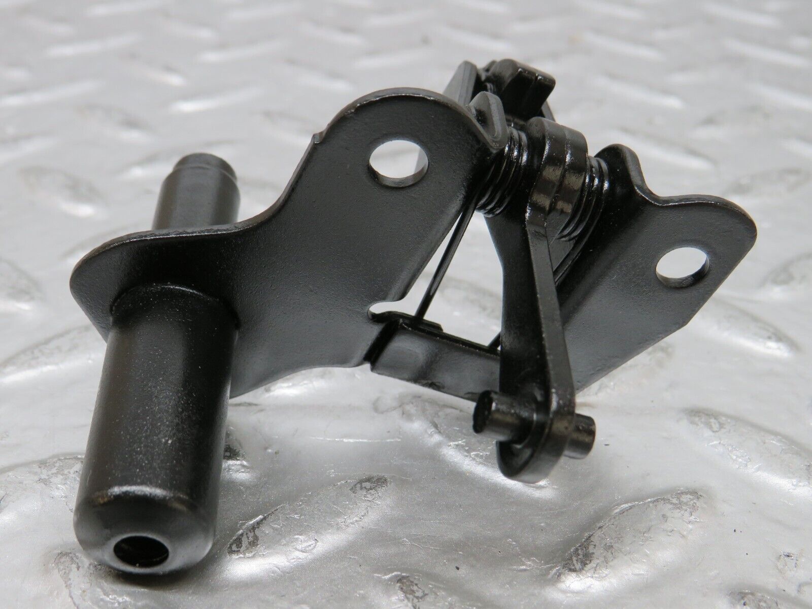 26733 Mercedes-Benz C124 220CE Coupe Bonnet Lock Catch 1248800260