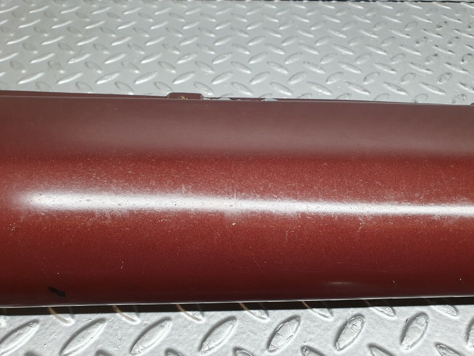 41226 Mercedes-Benz W126 300SE Side Skirt Right 1266905040 1266980230 1266980430