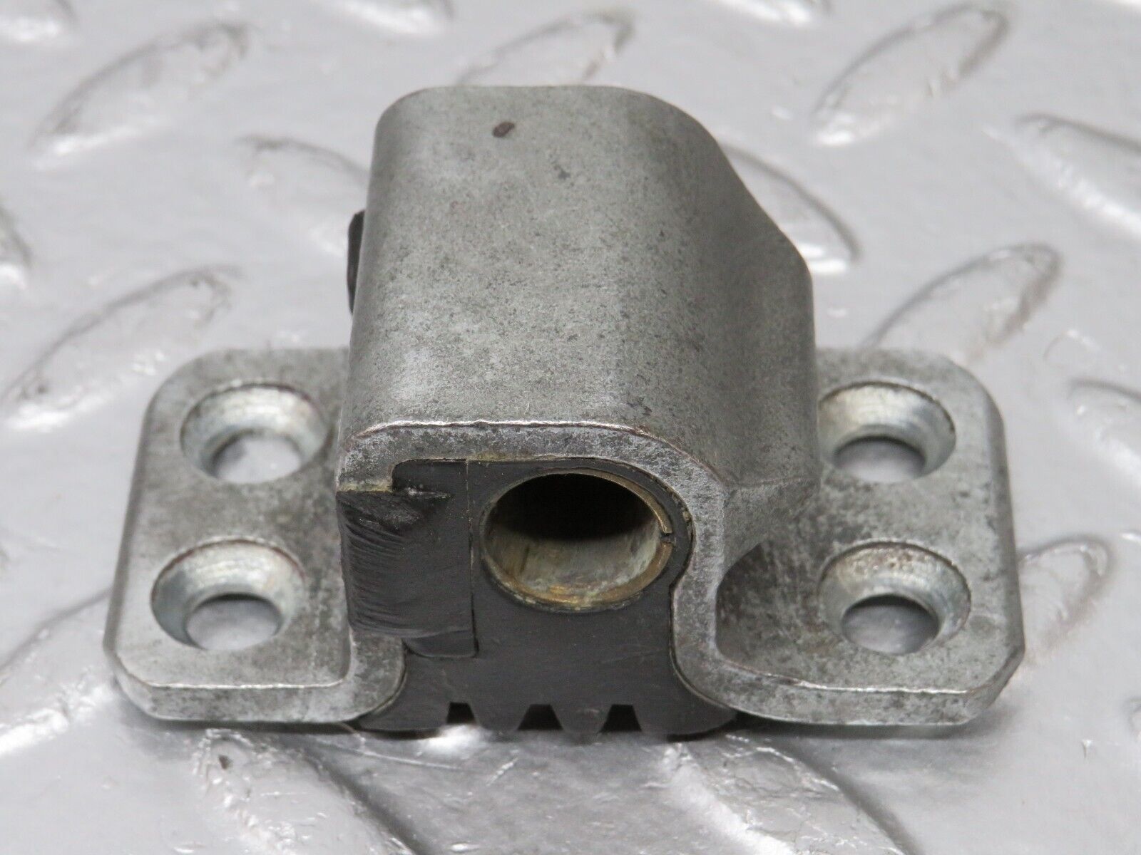 34425 Mercedes-Benz C126 380SEC Coupe Door Lock Latch Left Side