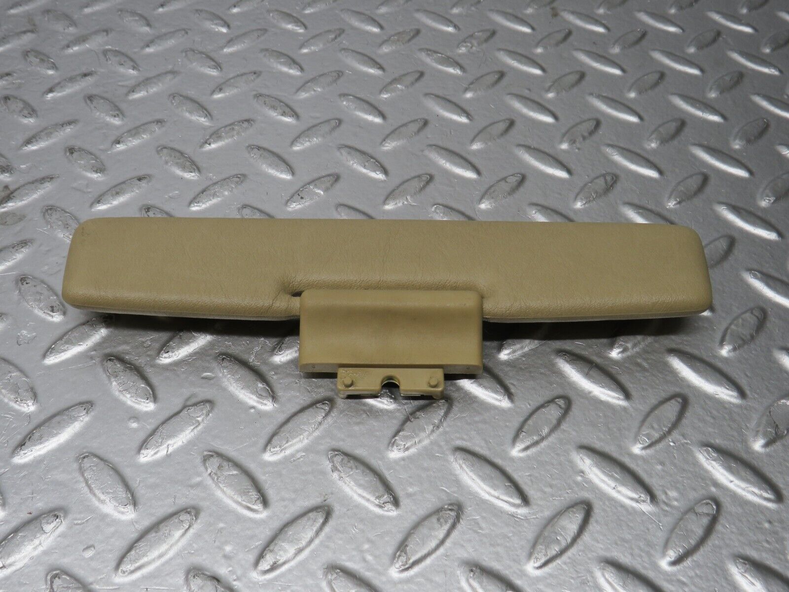 33943 Mercedes-Benz W124 260E Sun Visor Middle Beige