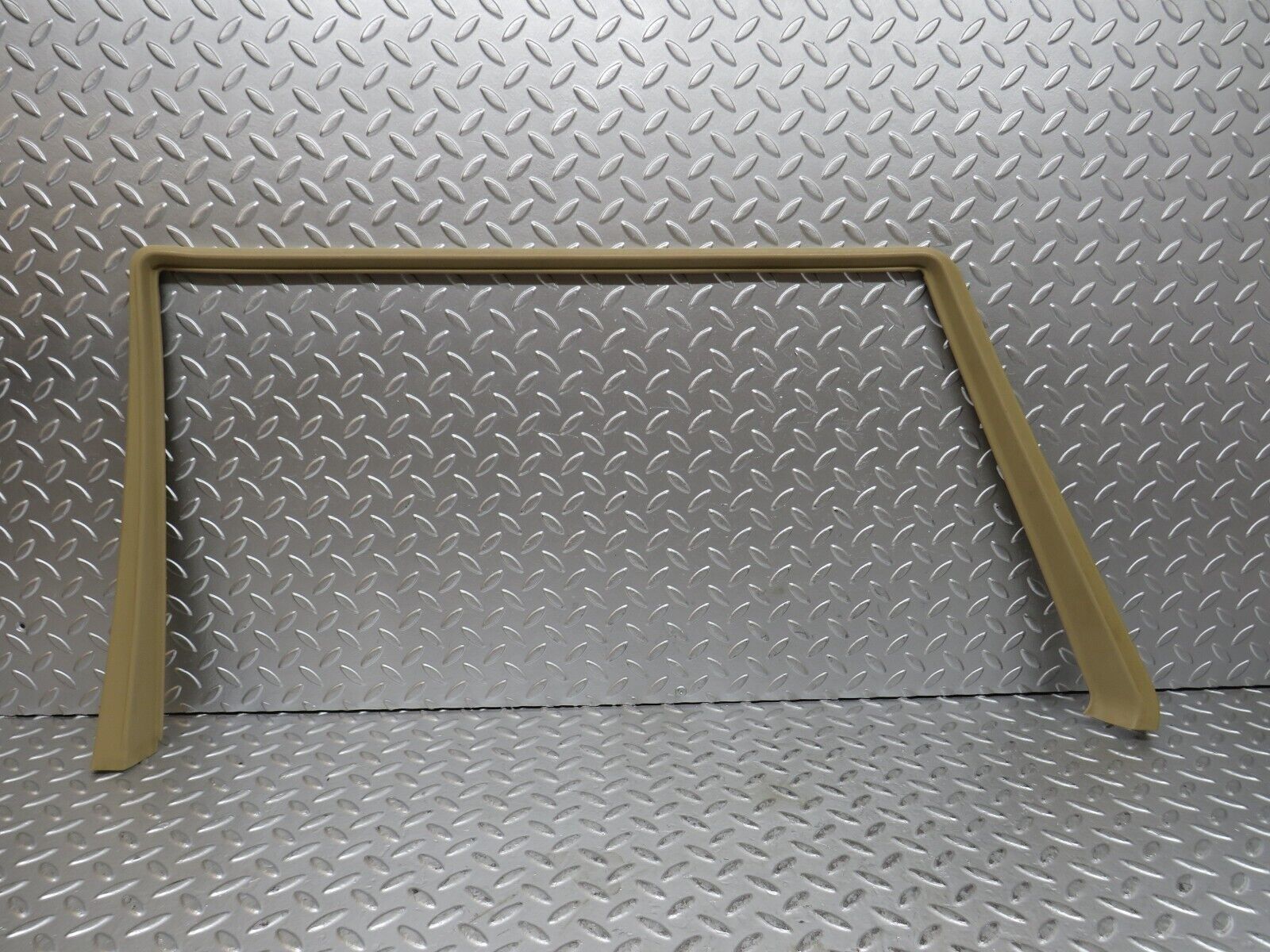 27778 Mercedes-Benz S124 300TE Rear Right Door Window Frame Trim 1247350471