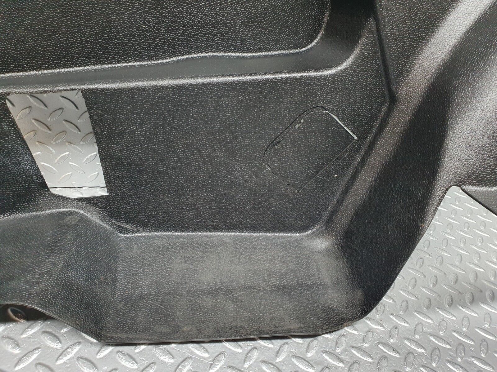 41477 Mercedes-Benz W124 200E Trunk Cover Panel Left Side 1246900730