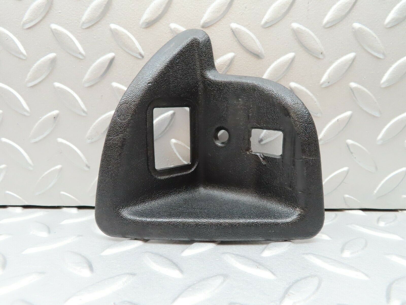 3735 Mercedes-Benz S123 200T Wagon Rear Seat Latch Cover Right 1236922422