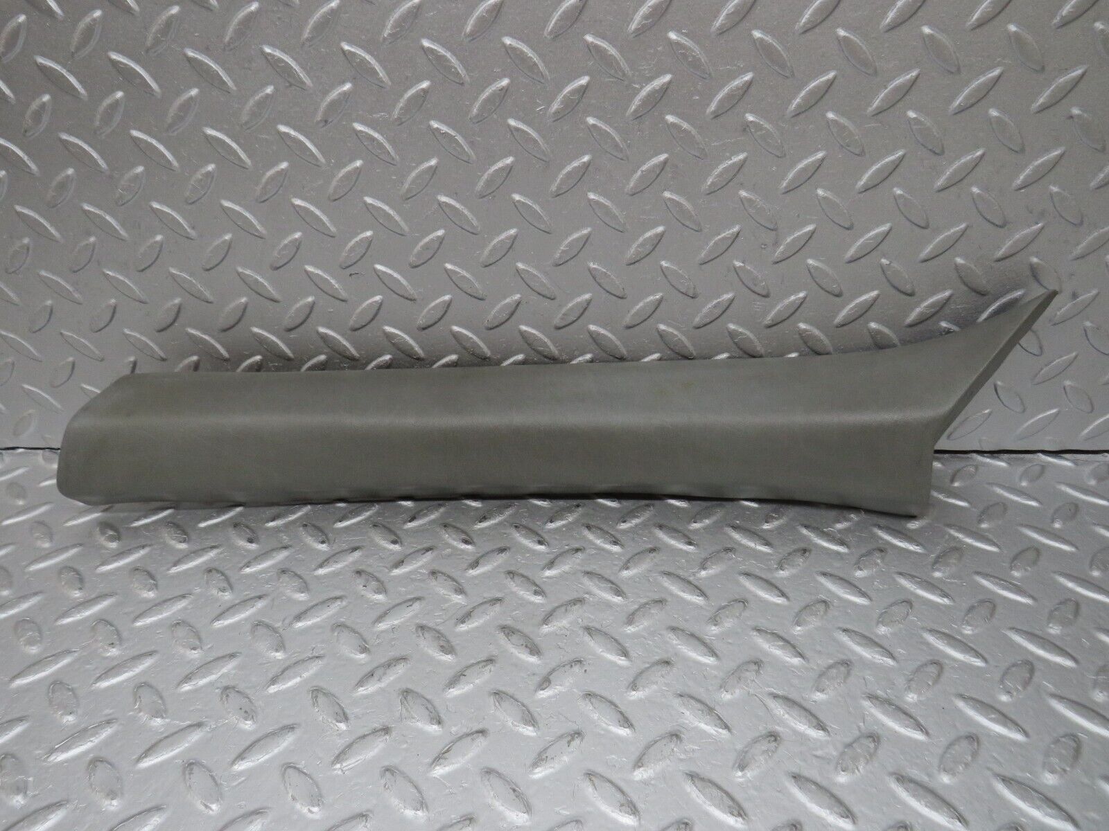 36060 Mercedes-Benz W126 420SE A Pillar Interior Cover Left Side Grey