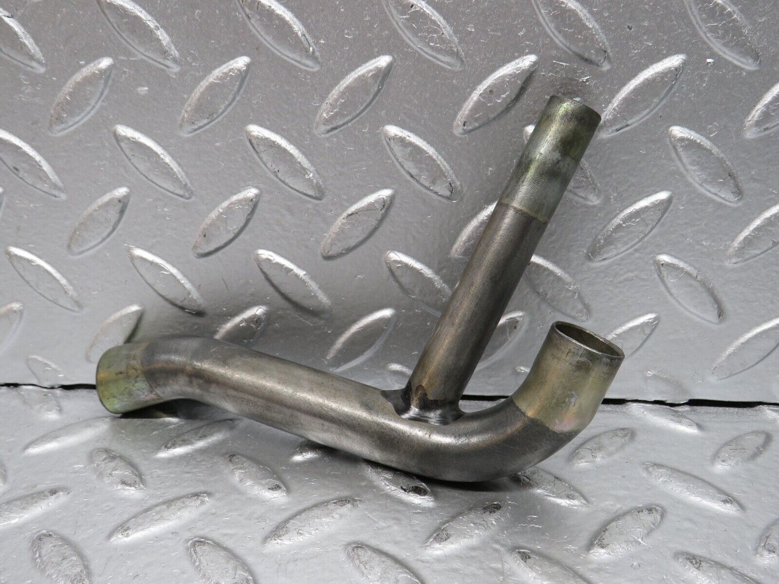 0909 Mercedes-Benz C107 350SLC Coupe Auxiliary Air Idle Valve Pipe