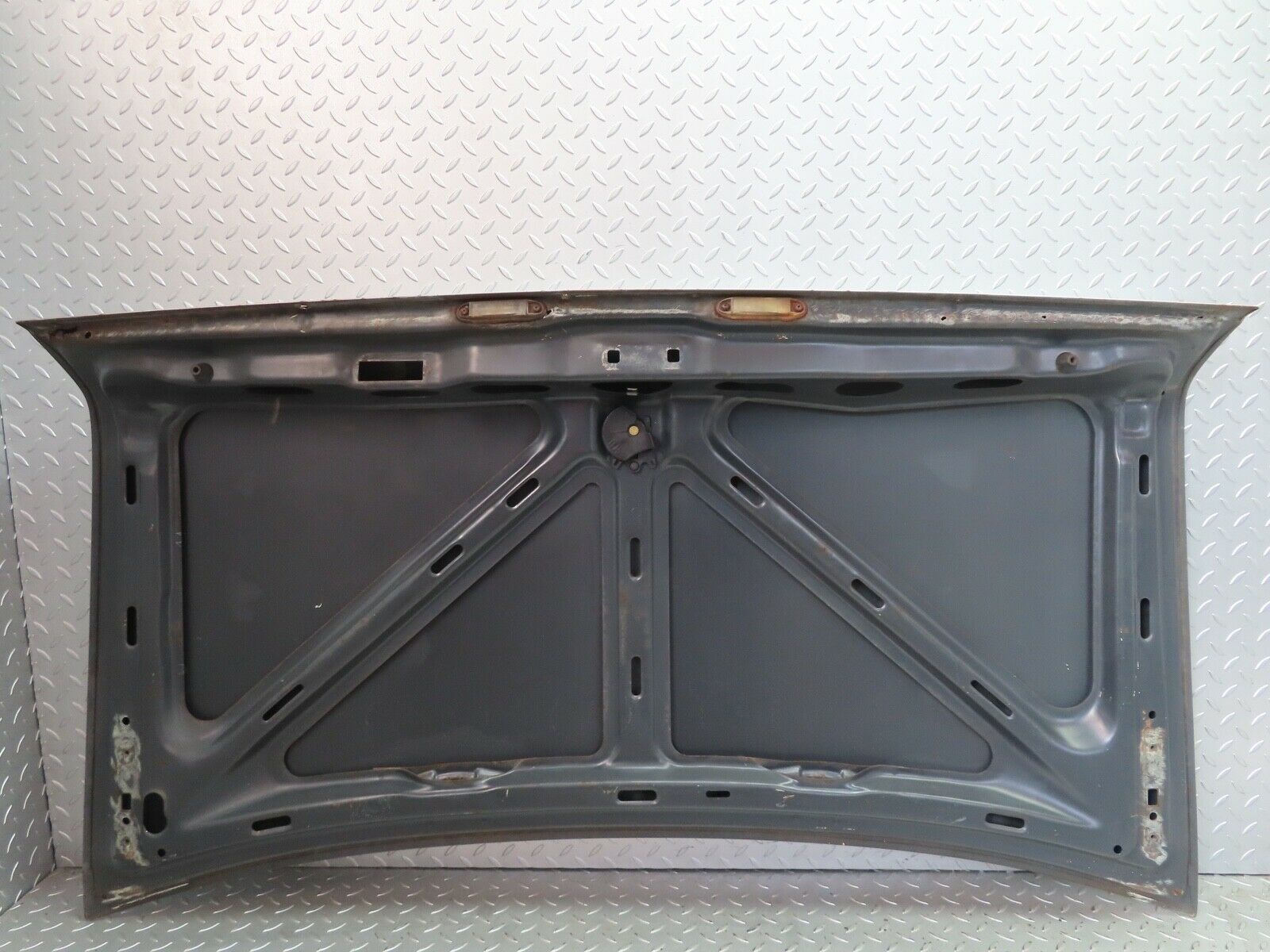 17501 Mercedes-Benz C123 280CE Coupe Boot Lid Trunk Door