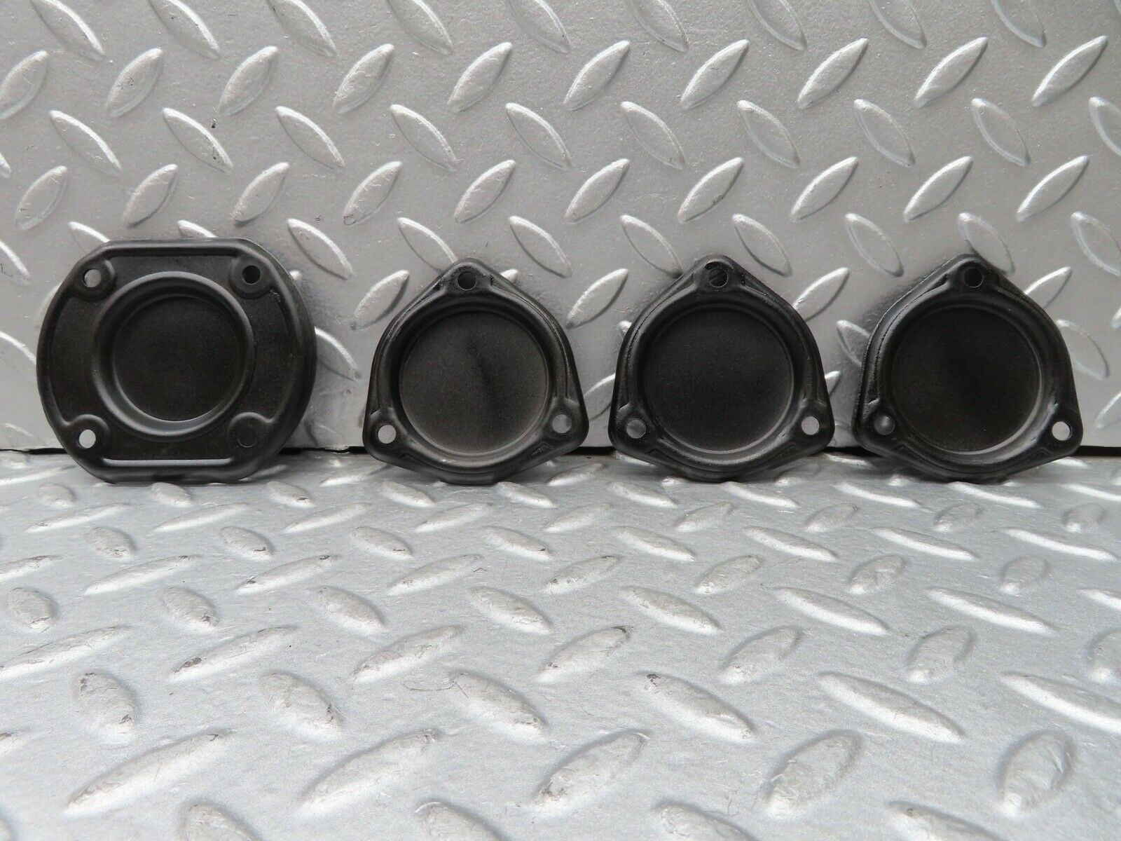 16967 Mercedes-Benz C123 280CE Coupe Camshaft Access Cover Plate