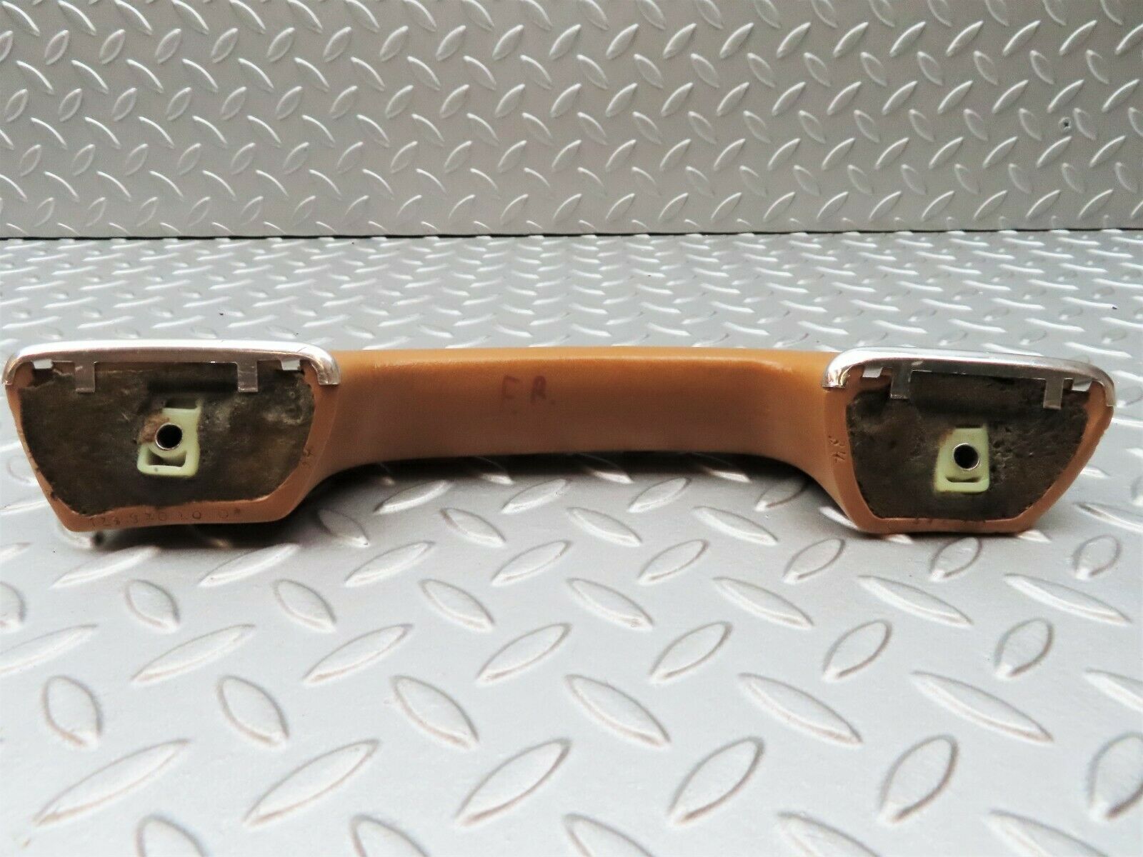 3805 Mercedes-Benz S123 200T Wagon Door Handle Front Right Palomino 1239702001