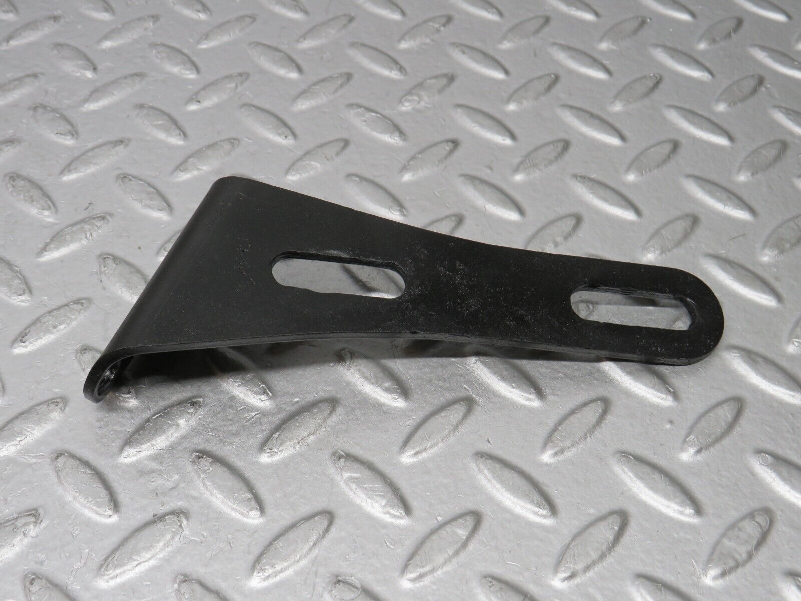 35895 Mercedes-Benz 240D OM616.912 Alternator Generator Bracket