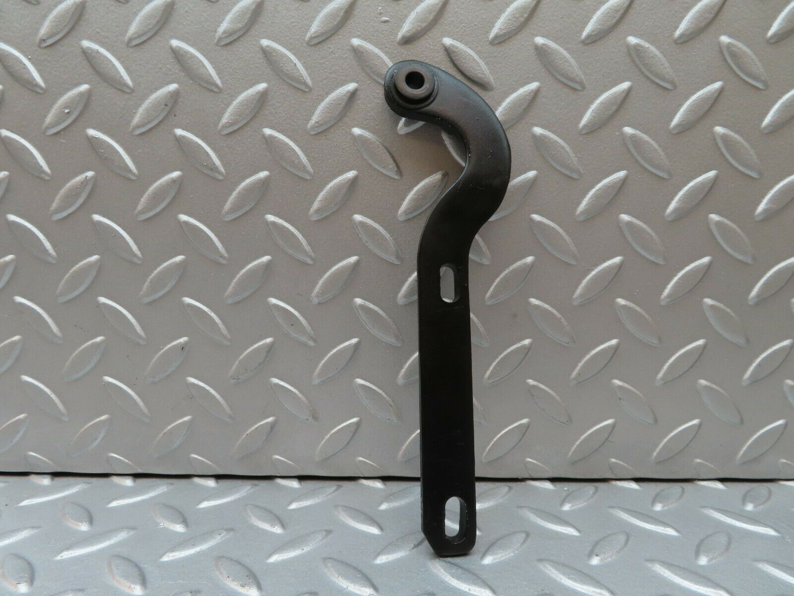 3624 Mercedes-Benz W115 220D Left Bonnet Hinge Support