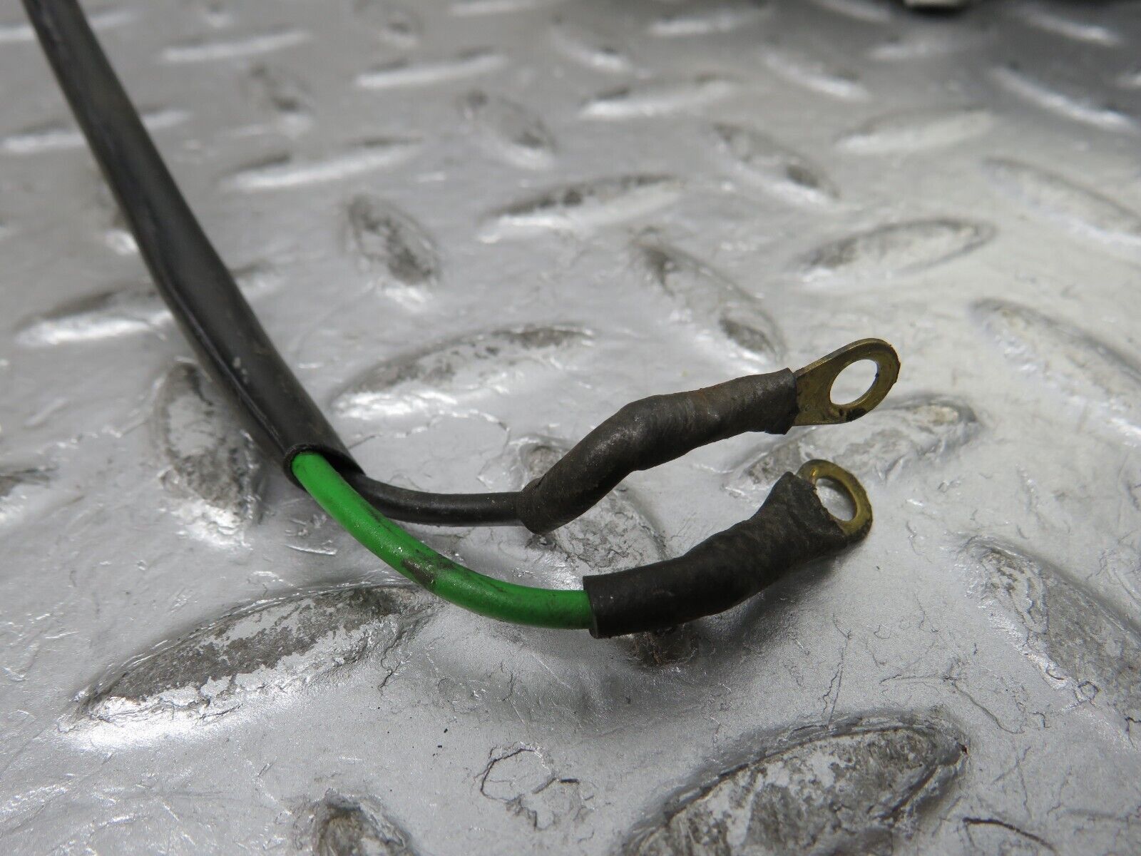 32027 Mercedes-Benz W123 230E Front Left Window Regulator Motor 0130821018