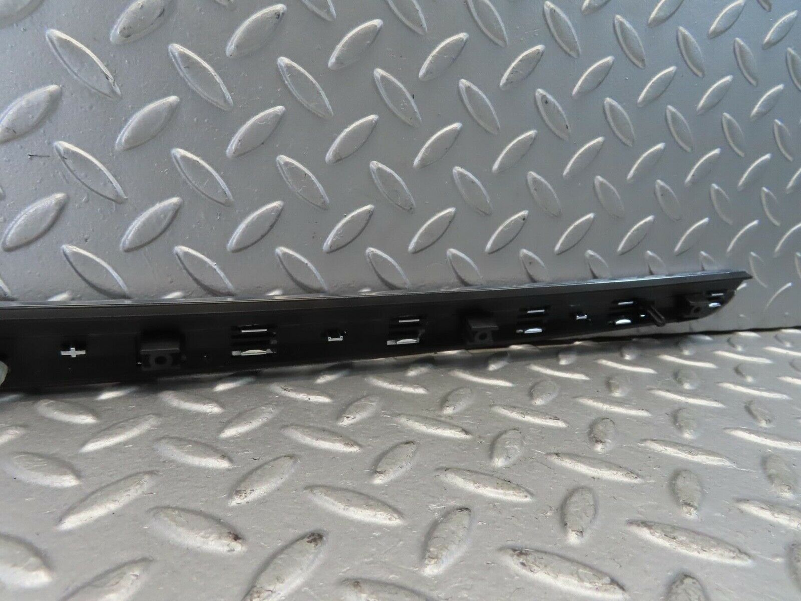 11102 Mercedes-Benz W221 S320 Rear Right Interior Wood Trim 2217300622