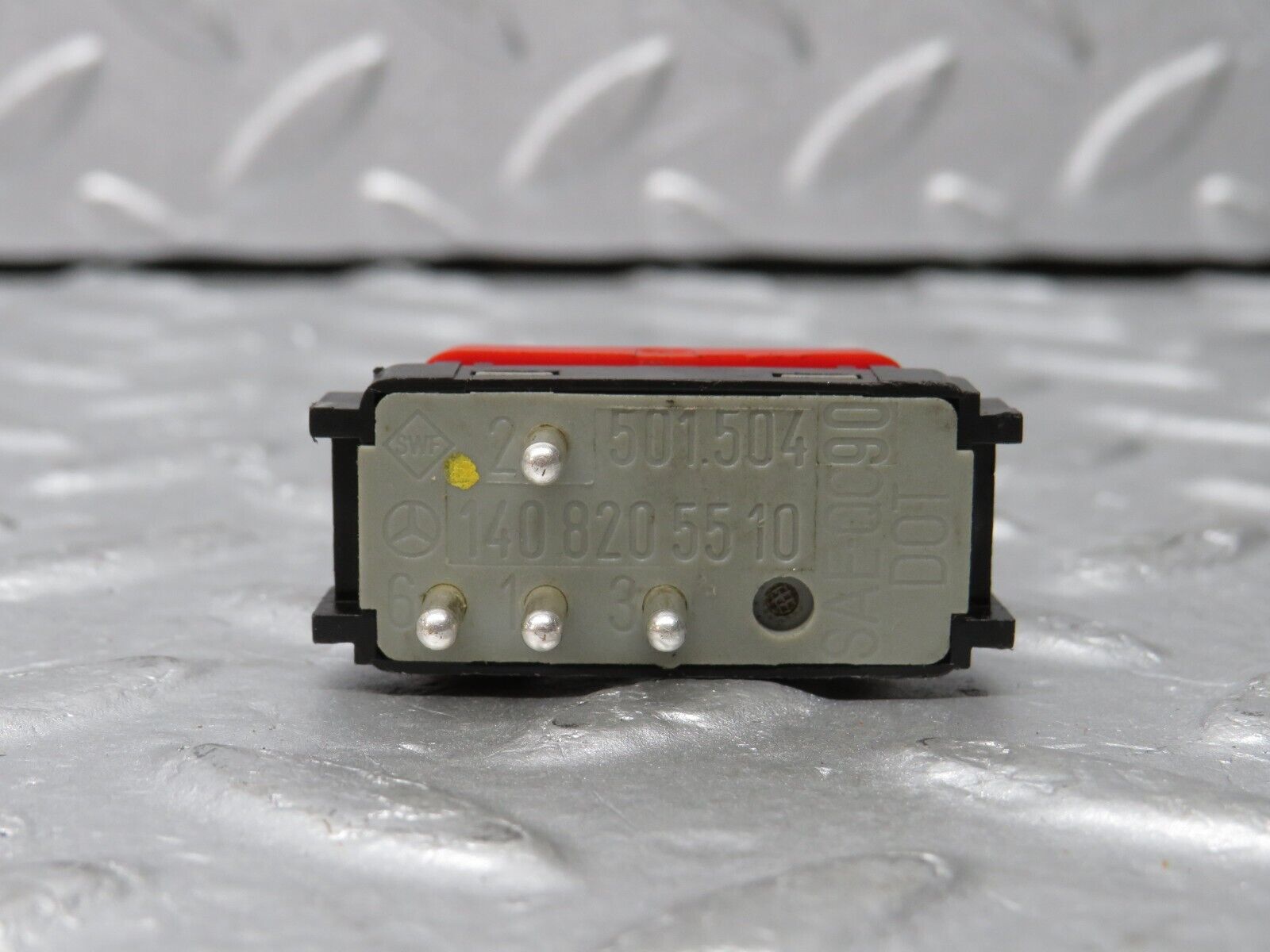 38401 Mercedes-Benz R129 280SL Coupe Hazard Light Switch 1408205510