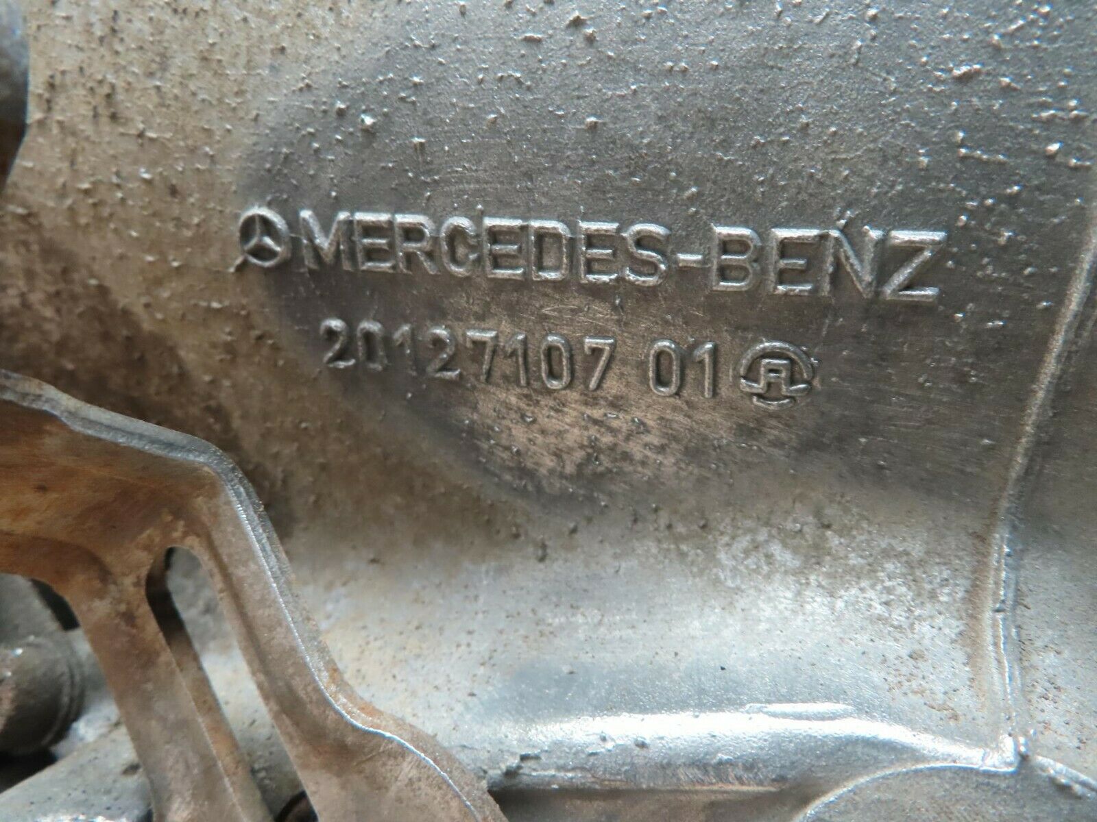 8630 Mercedes-Benz W124 Automatic Gearbox 722.429 2012710701