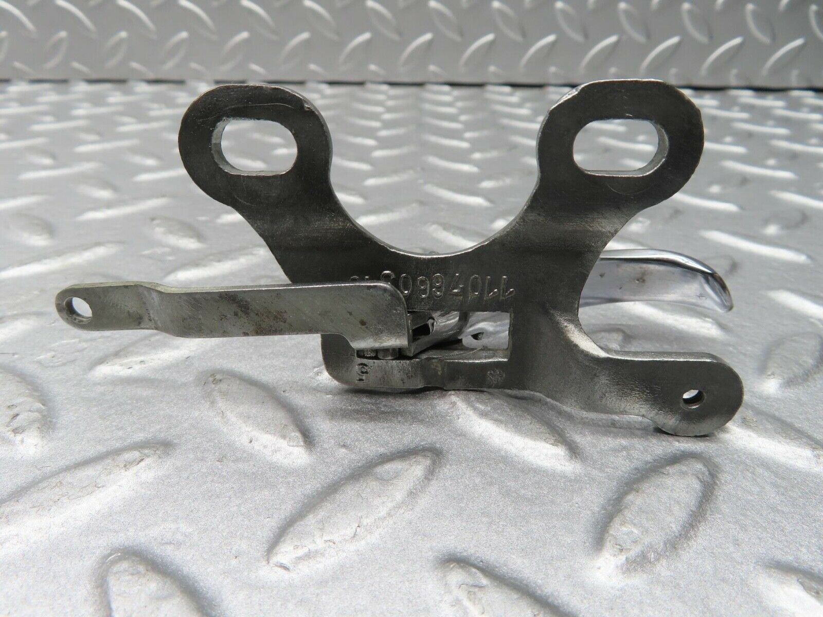 13047 Mercedes-Benz W111 220S Left Interior Door Handle 1107660319