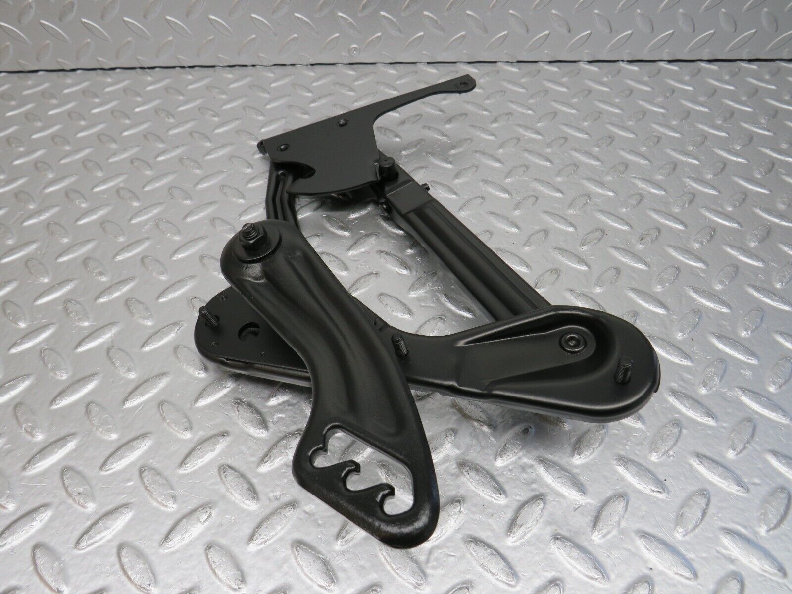 32526 Mercedes-Benz S124 300TE Wagon Bonnet Hinge Right 1248870174