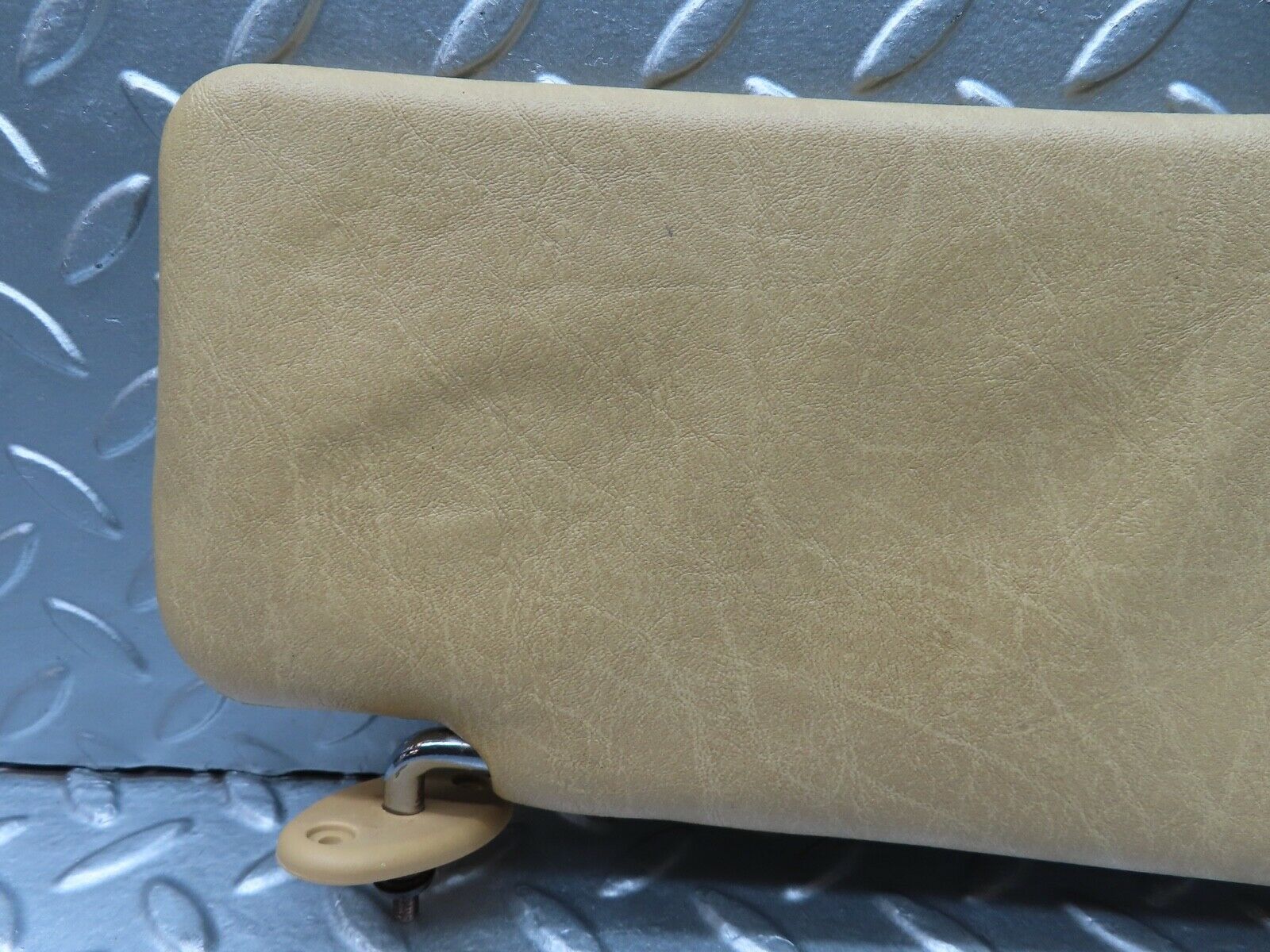 21036 Mercedes-Benz W123 230E Sun Visor Right Side Beige