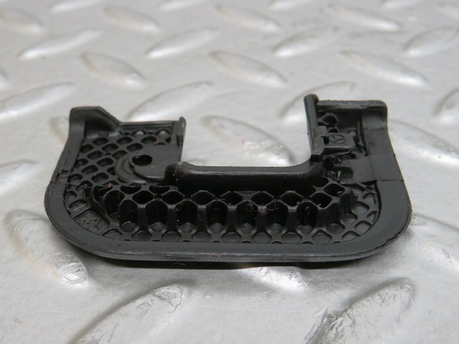 29475 Mercedes-Benz W124 230E Right Interior Door Latch Trim