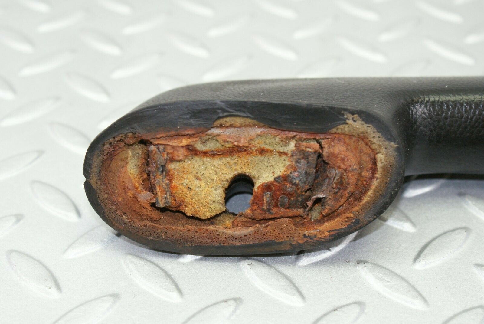 3110 Mercedes-Benz W115 220D Interior Door Handle Right Black